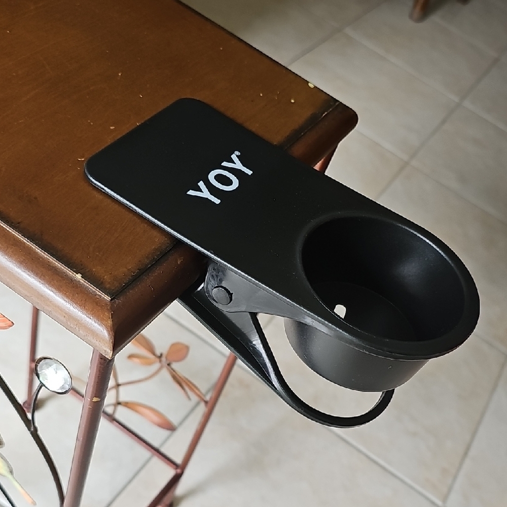 Black Cup Holder